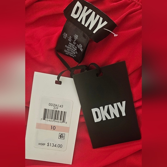 DKNY Red glitter ruffled dress Balloon sleeve with belt at waist size 10 - Picture 7 of 10